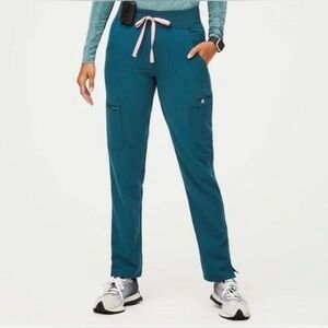 Figs Yola Skinny Scrub Pant